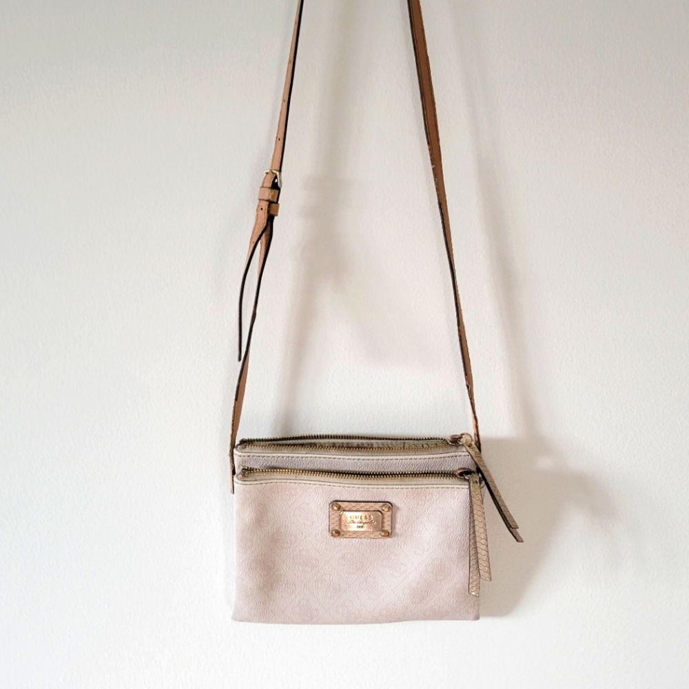 Guess 1981 cream/off white crossbody purse
